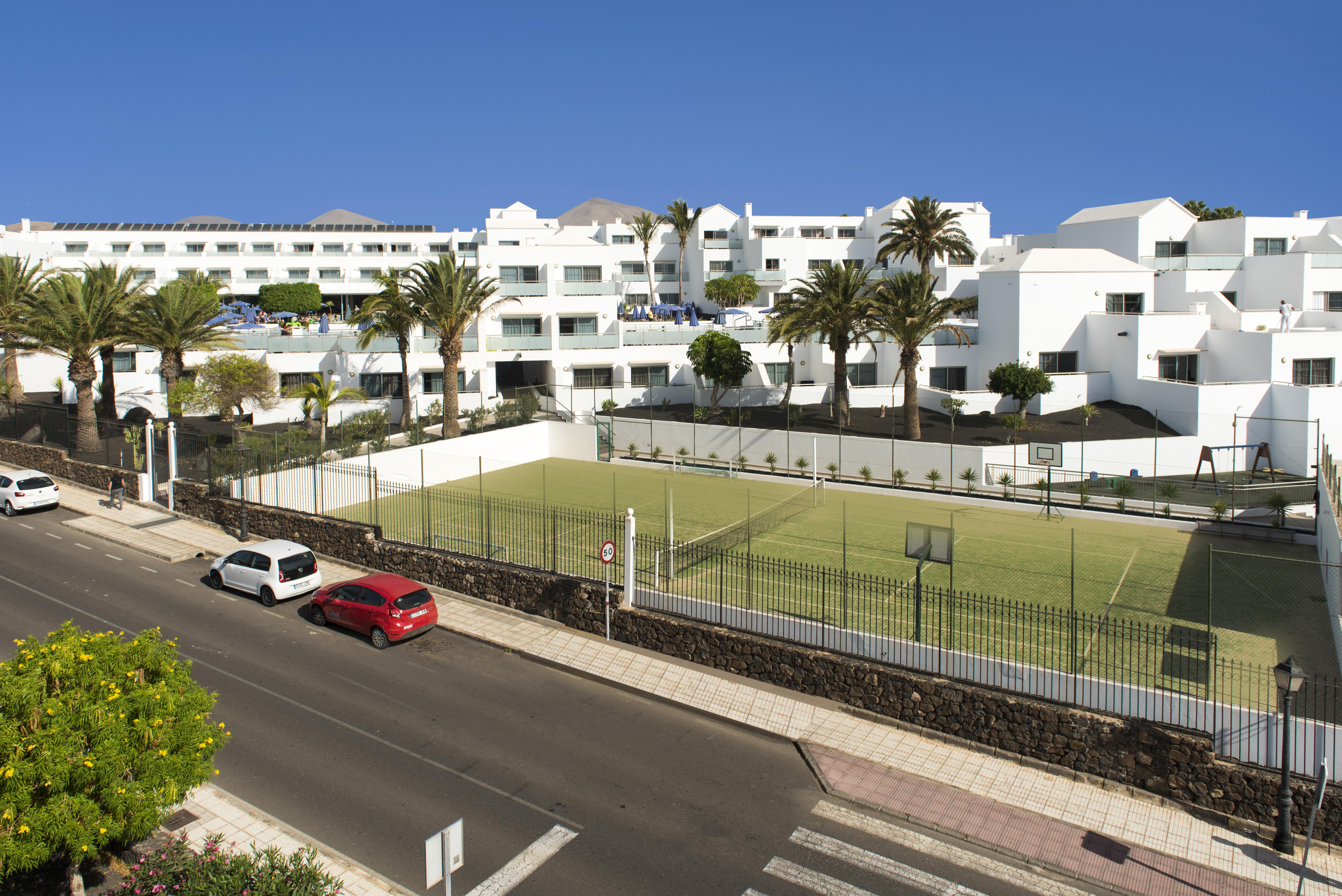 Lanzarote Village 4*