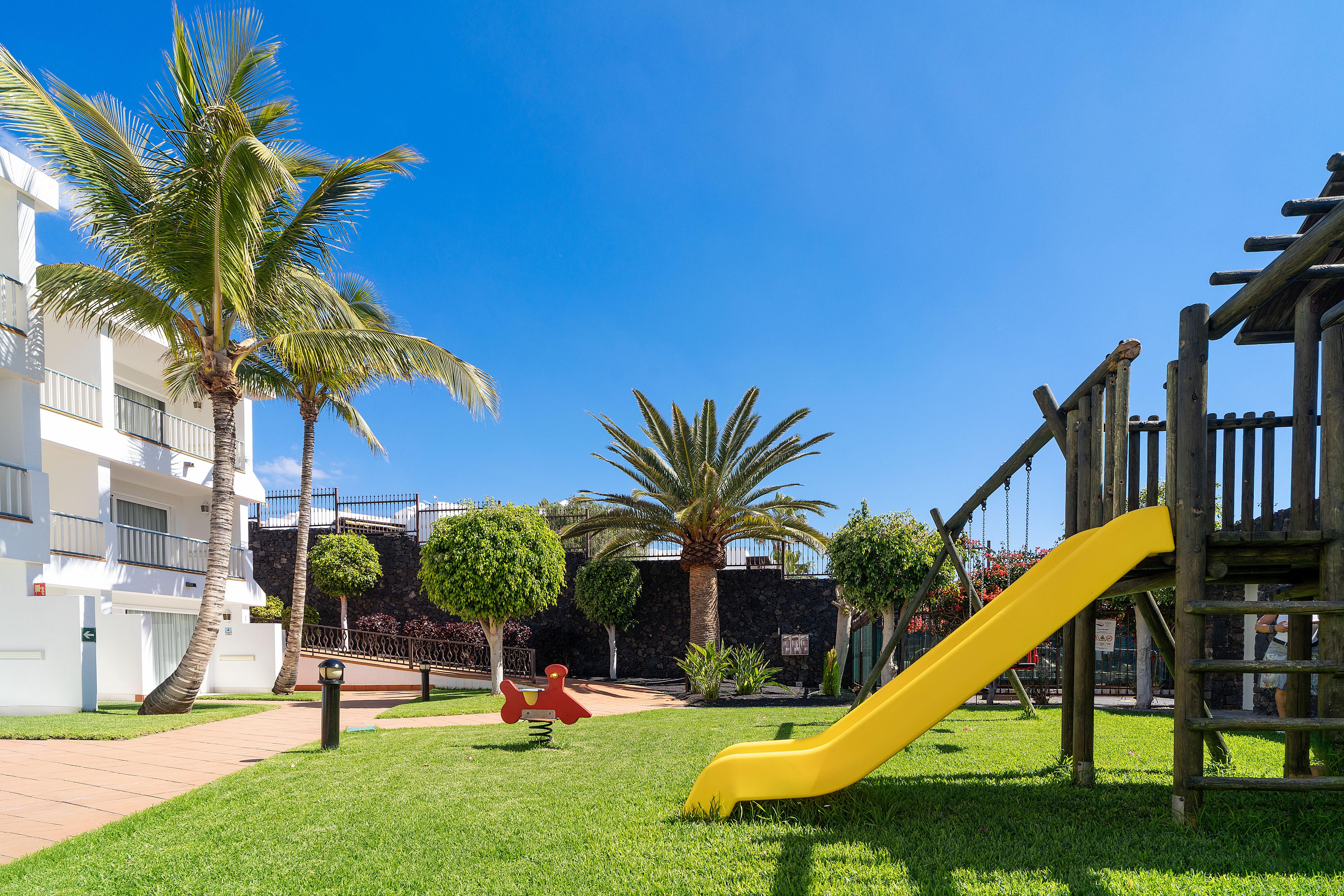 Isla De Lobos - Adults Only * Puerto del Carmen (Lanzarote)