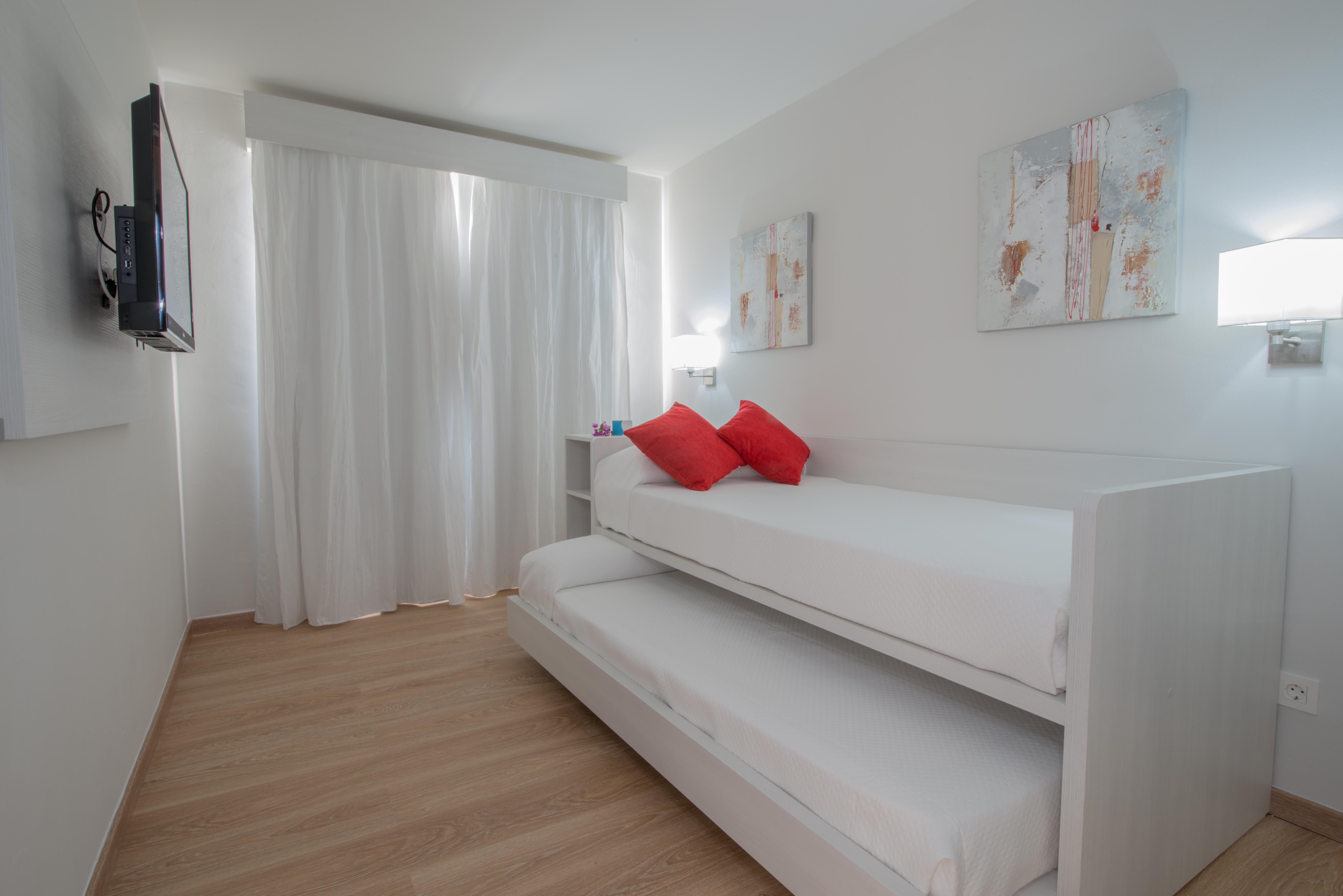 Aequora Lanzarote Hotel 4*