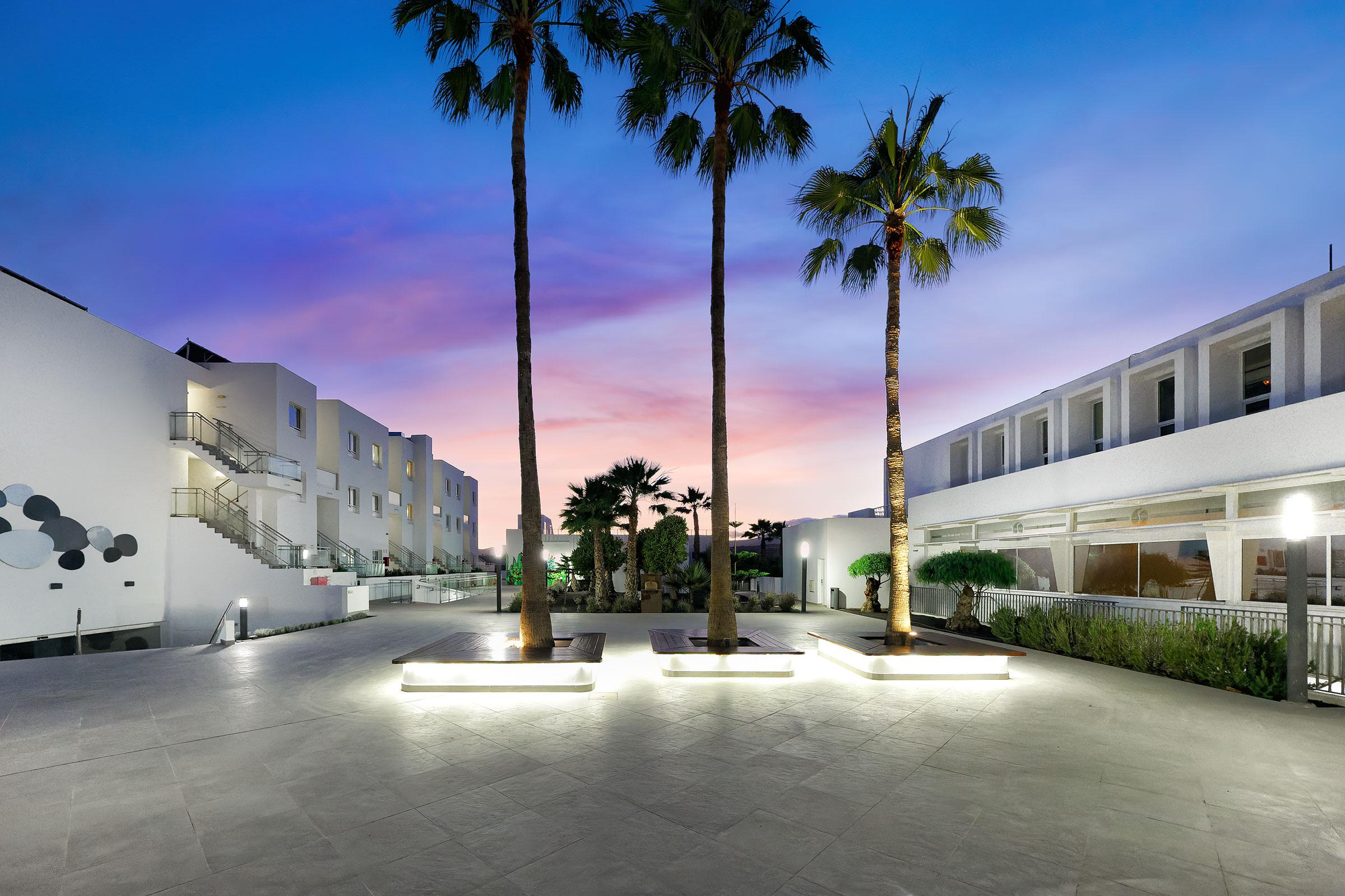 Aequora Lanzarote Hotel