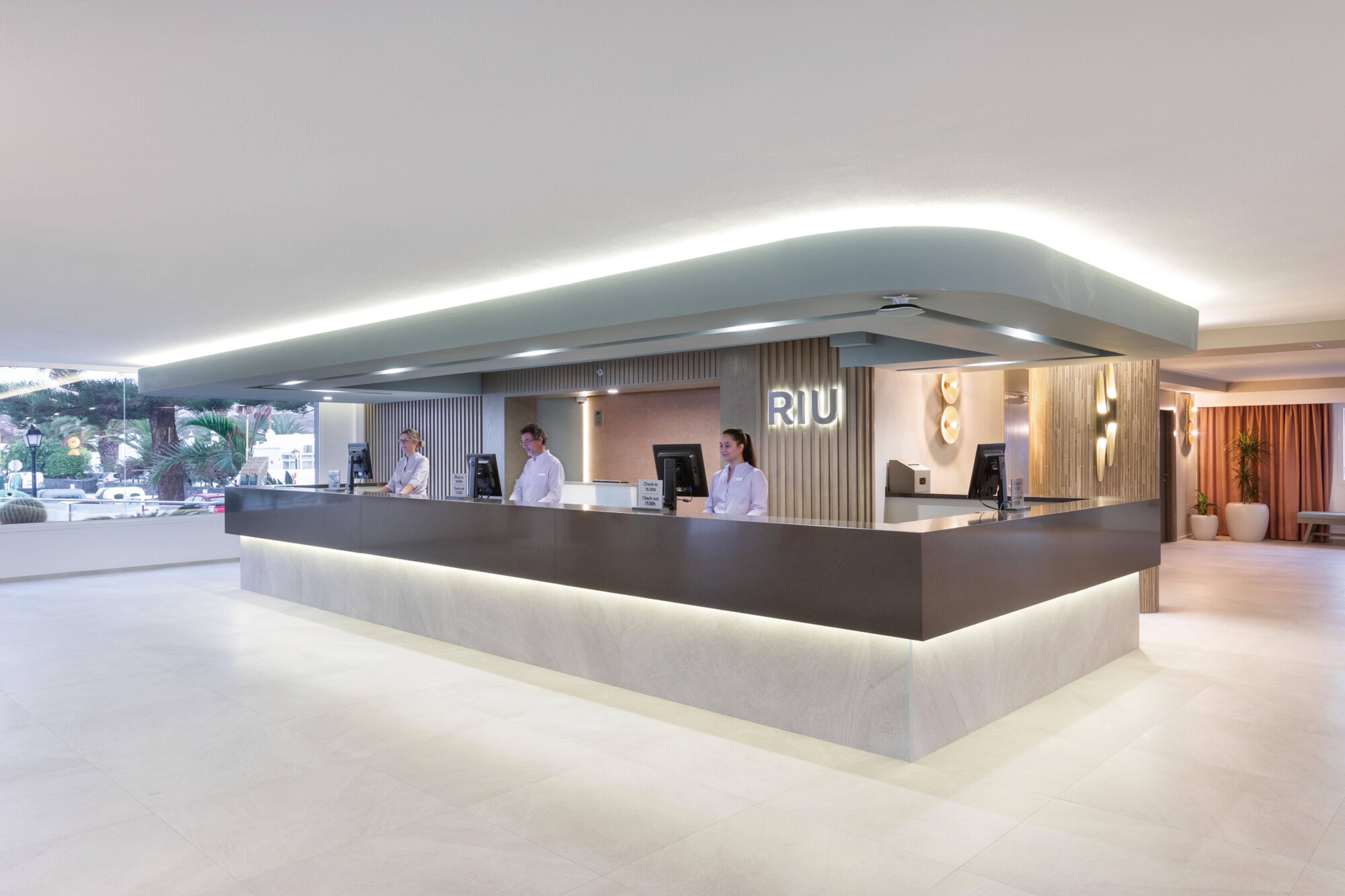 Hotel Riu Paraiso Lanzarote 4*