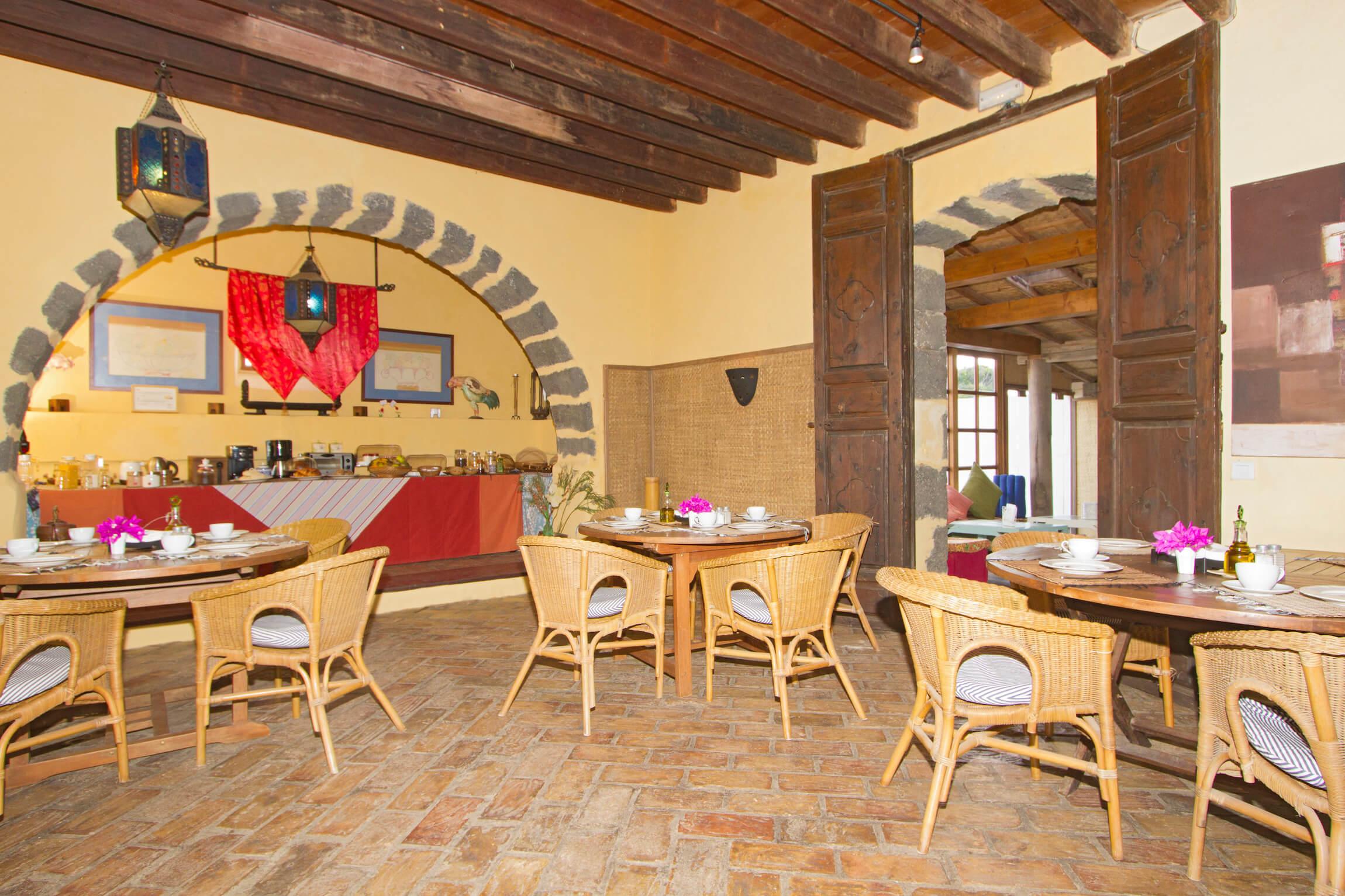 Casa Tomarén San Bartolomé