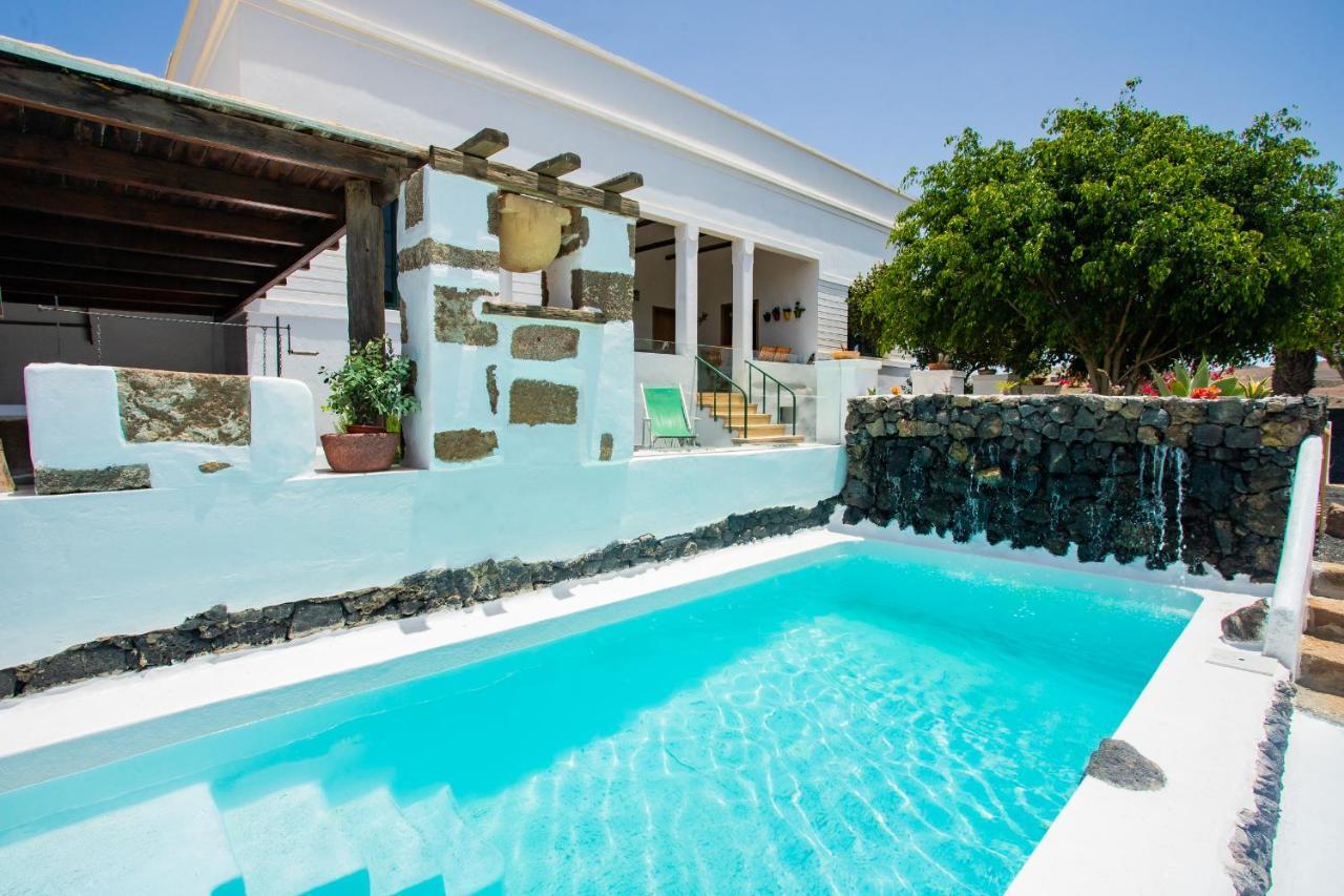 Eslanzarote Testeyna House, Heated Pool, Super Wifi, Sat Tv, View To The Volcanoes Сasa de vacaciones