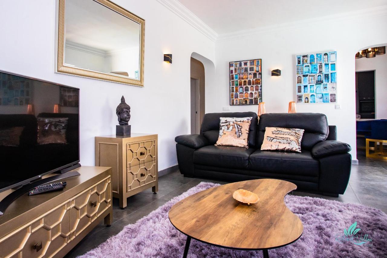Villa Gorgeous Newly Renovated 4-bedroom Villa!