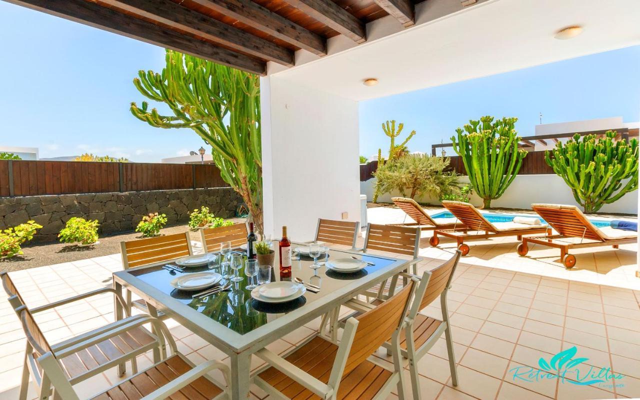 Jacks Place Playablanca Pool * Playa Blanca (Lanzarote)