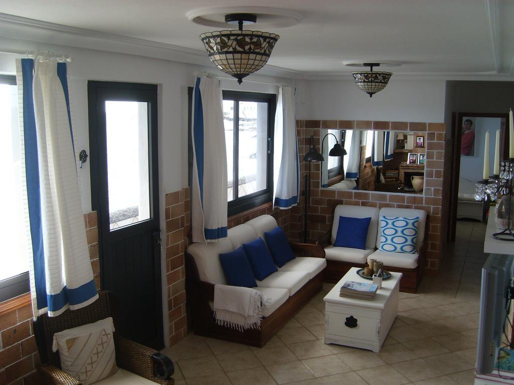 Holiday home Caracoles Costa Teguise