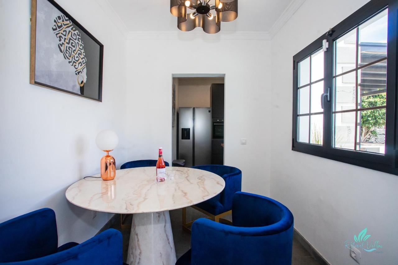 Villa Gorgeous Newly Renovated 4-bedroom Villa! *