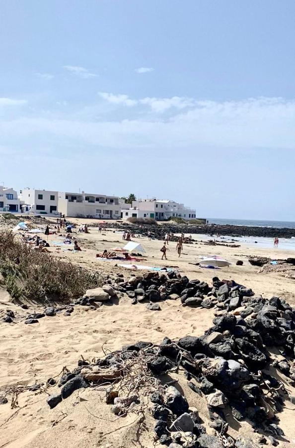 15 * Famara