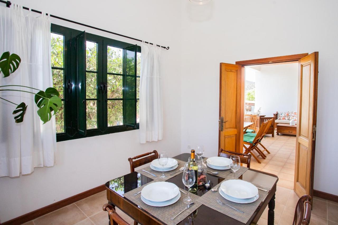 Eslanzarote Testeyna House, Heated Pool, Super Wifi, Sat Tv, View To The Volcanoes *