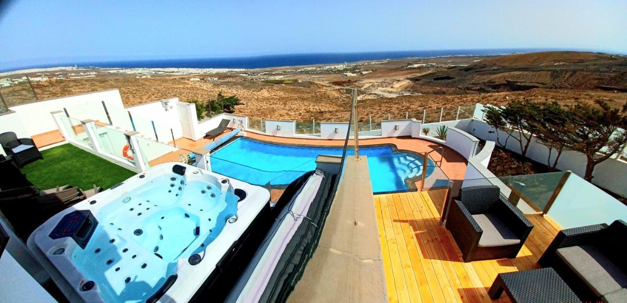 Vista Mar Ii, 280 Qm, Heated Pool, Hottube, Gaming Room, Fast Internet, Meerblick Guime