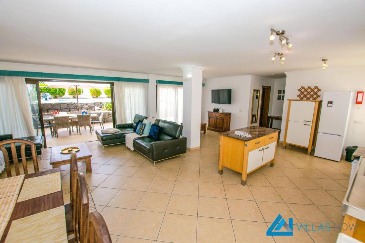 223 - Ventura By Now Ltd * Playa Blanca (Lanzarote)
