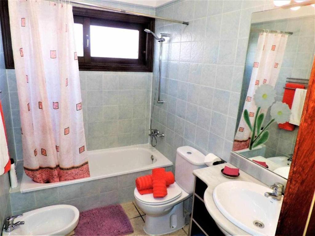 Baroli Amplia Piscina Privada Climatizada Playa Blanca (Lanzarote)