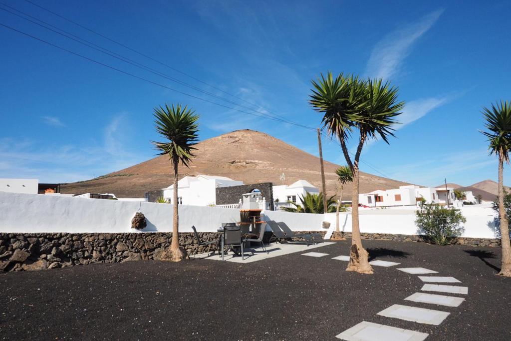 Apartment Private With Mountain And Sea Views, La Asomada, Lanzarote