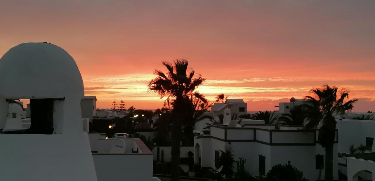 The White House With Pool - Playa Blanca Apartamento