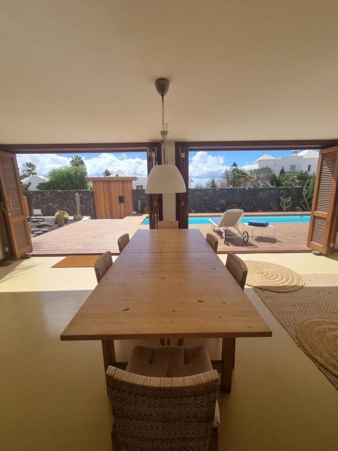 Villa Costa Diseno *