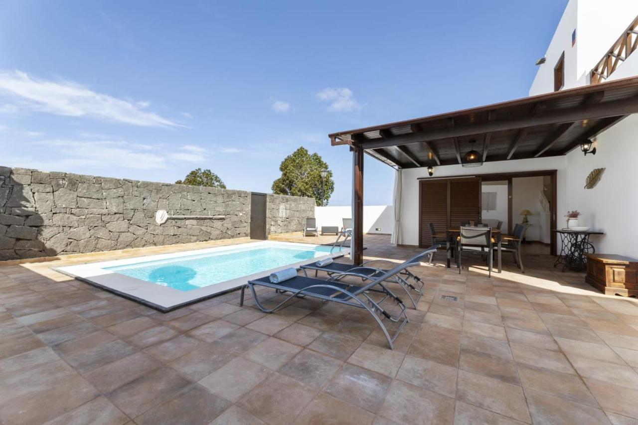 Mundaka Villa