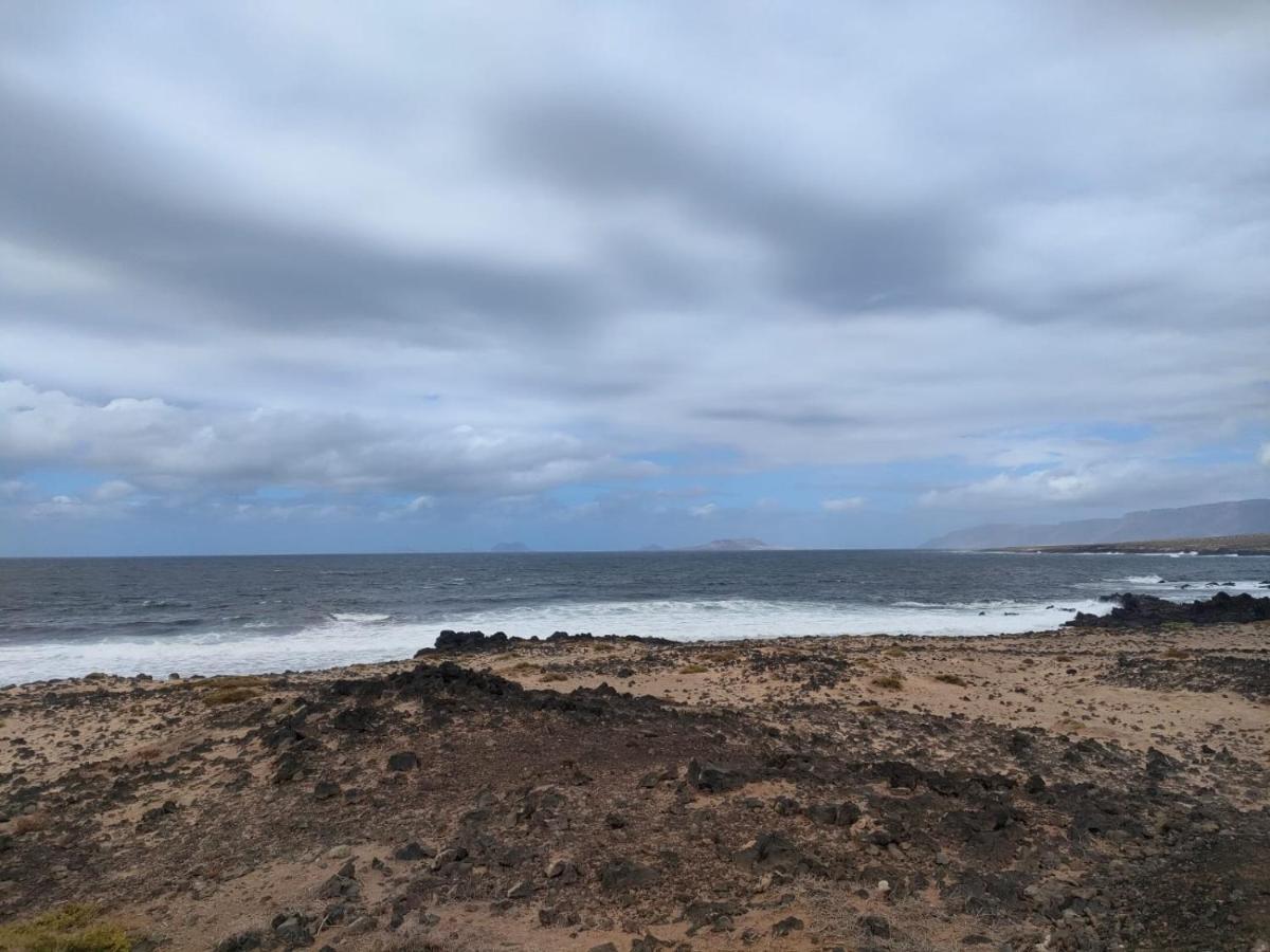 Eslanzarote Los Alisios, Near The Sea, Fast Wifi * Caleta de Caballo