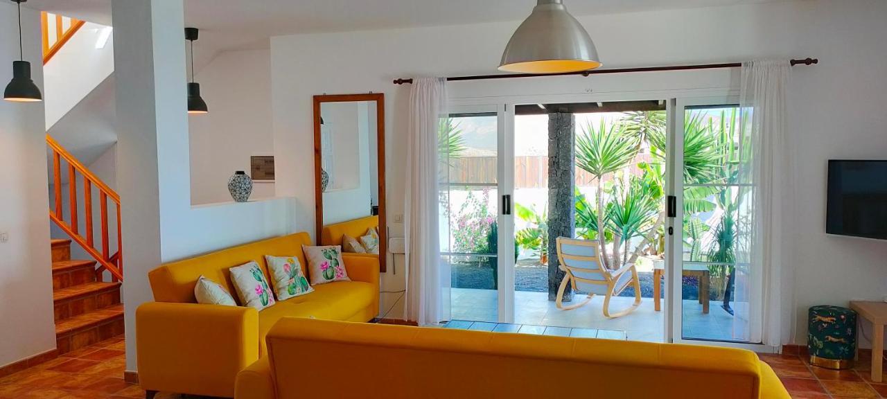 Fedelian 2 Playa Blanca Villa