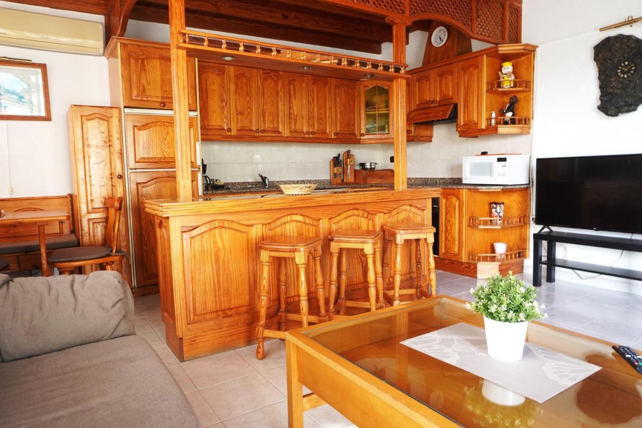 Apartamento Costa, Cerca De La Playa Y Comercios. *