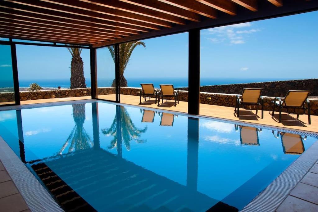 Villa Casa Hugo Tias