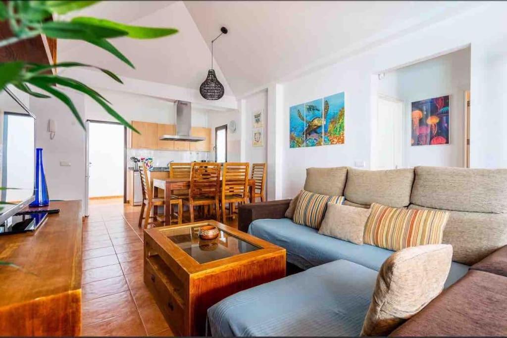 Alfredina Villa Yaiza (Lanzarote)