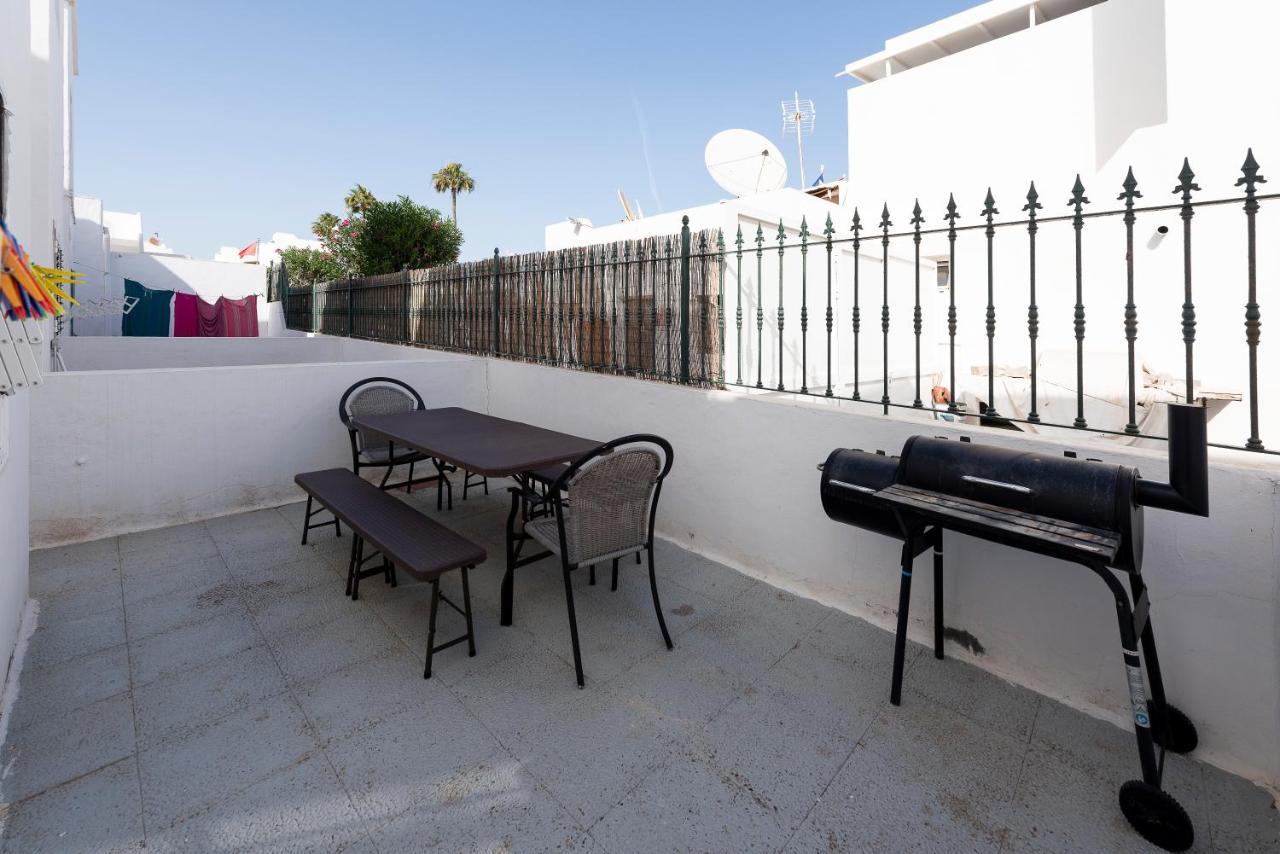 Lava Teneguia, 5 Guests In 2 Bedrooms Apartment Puerto del Carmen (Lanzarote)