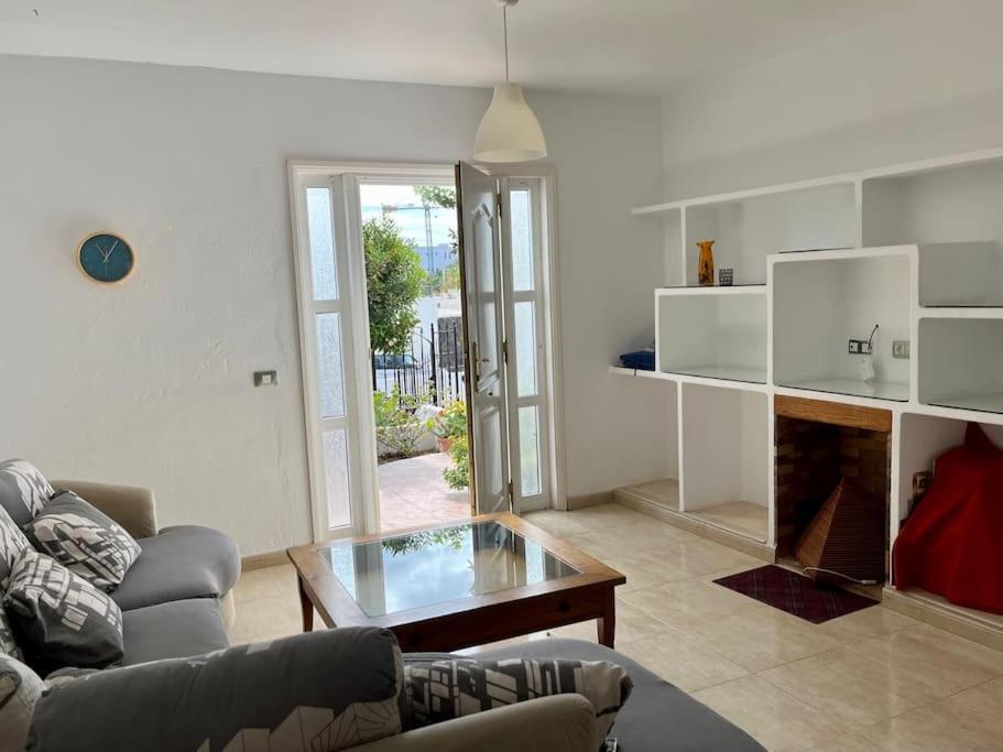 Playa Chica With Terrace 100 M From The Sea * Puerto del Carmen (Lanzarote)