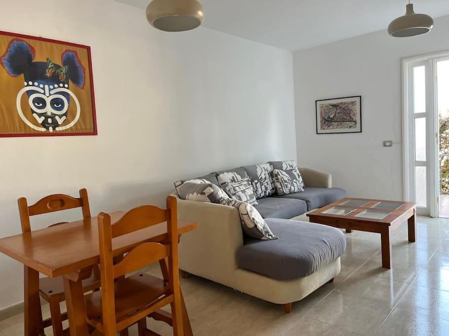 Playa Chica With Terrace 100 M From The Sea