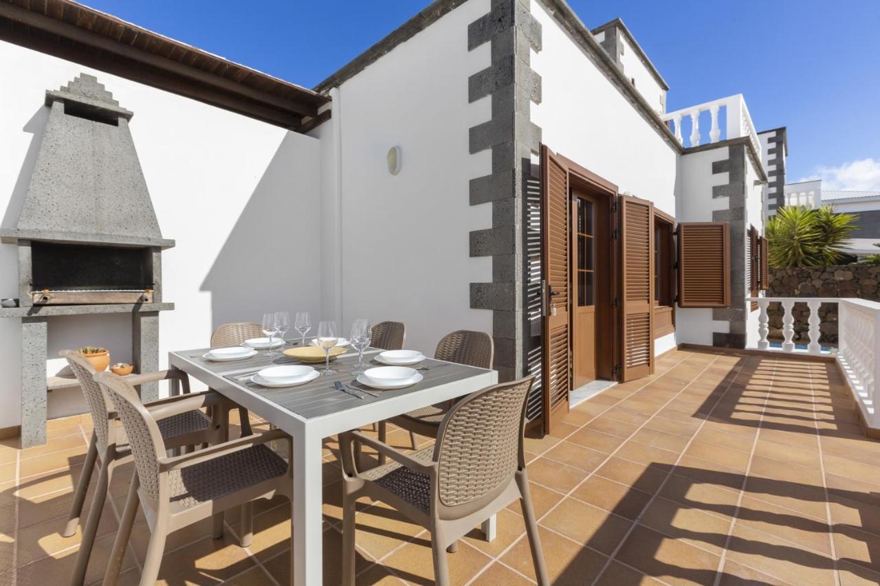 Reymar Villa *