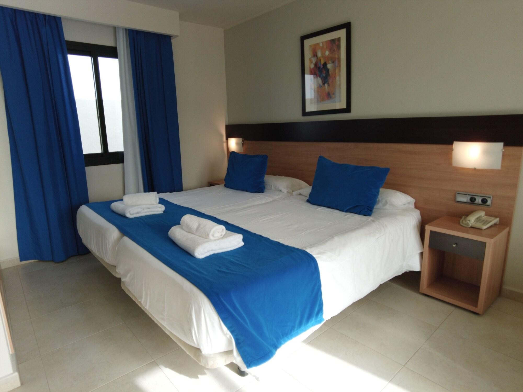 Pocillos Playa, Solo Adultos 4*