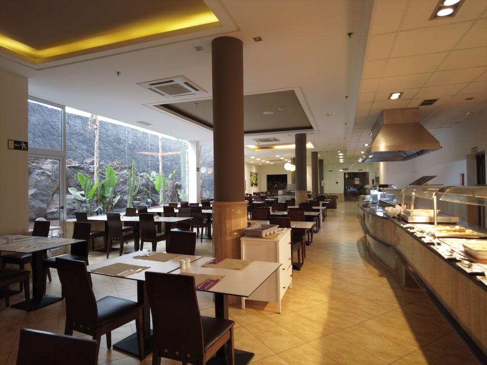 Pocillos Playa, Solo Adultos Hotel Puerto del Carmen (Lanzarote)