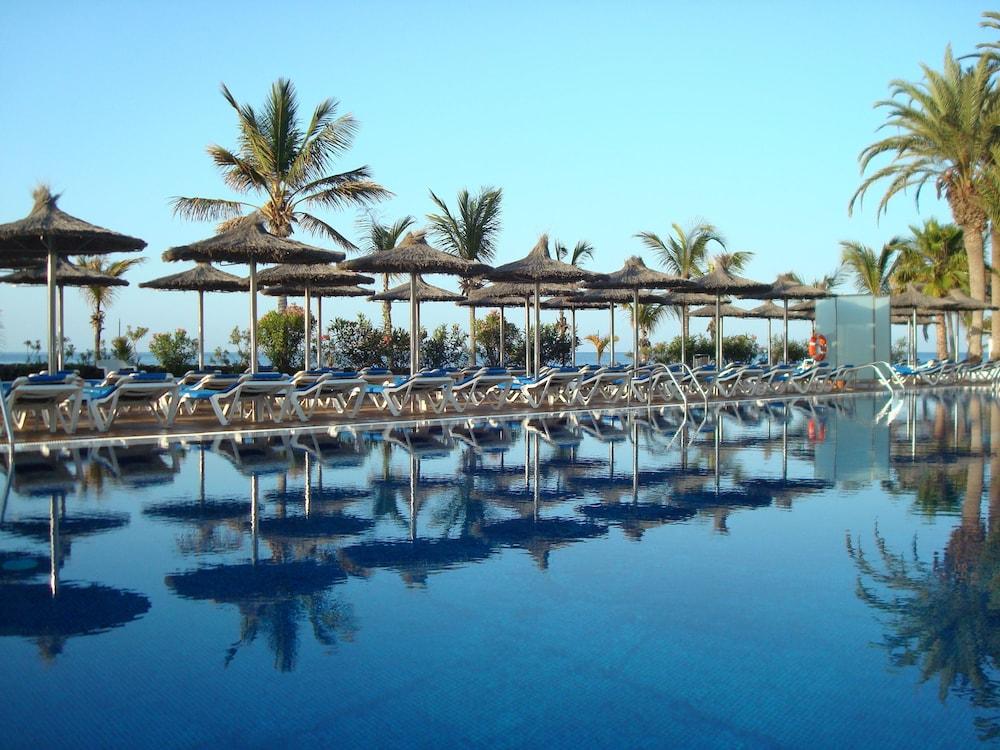 Hotel Vik San Antonio 4*