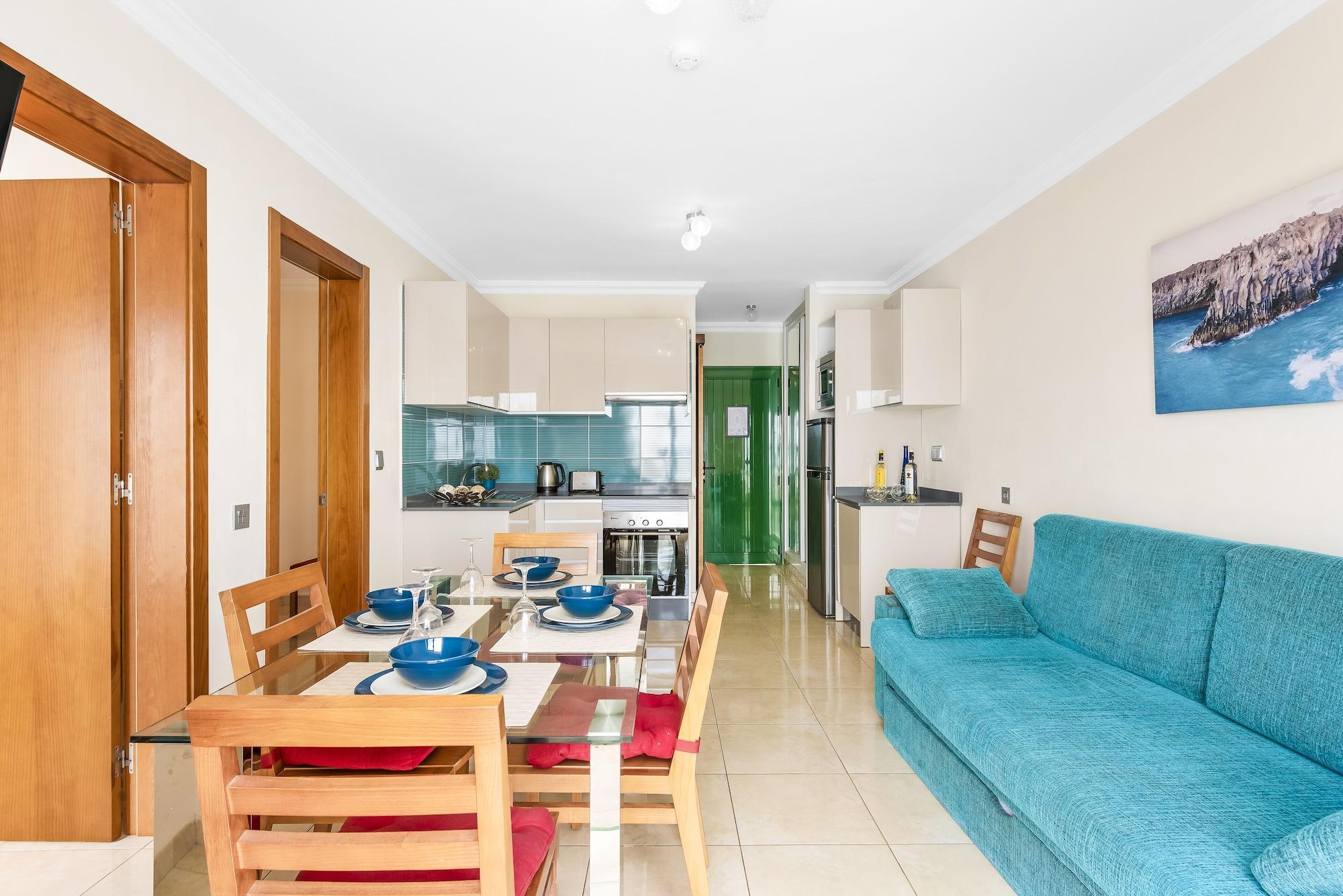 Hotel Adelfas