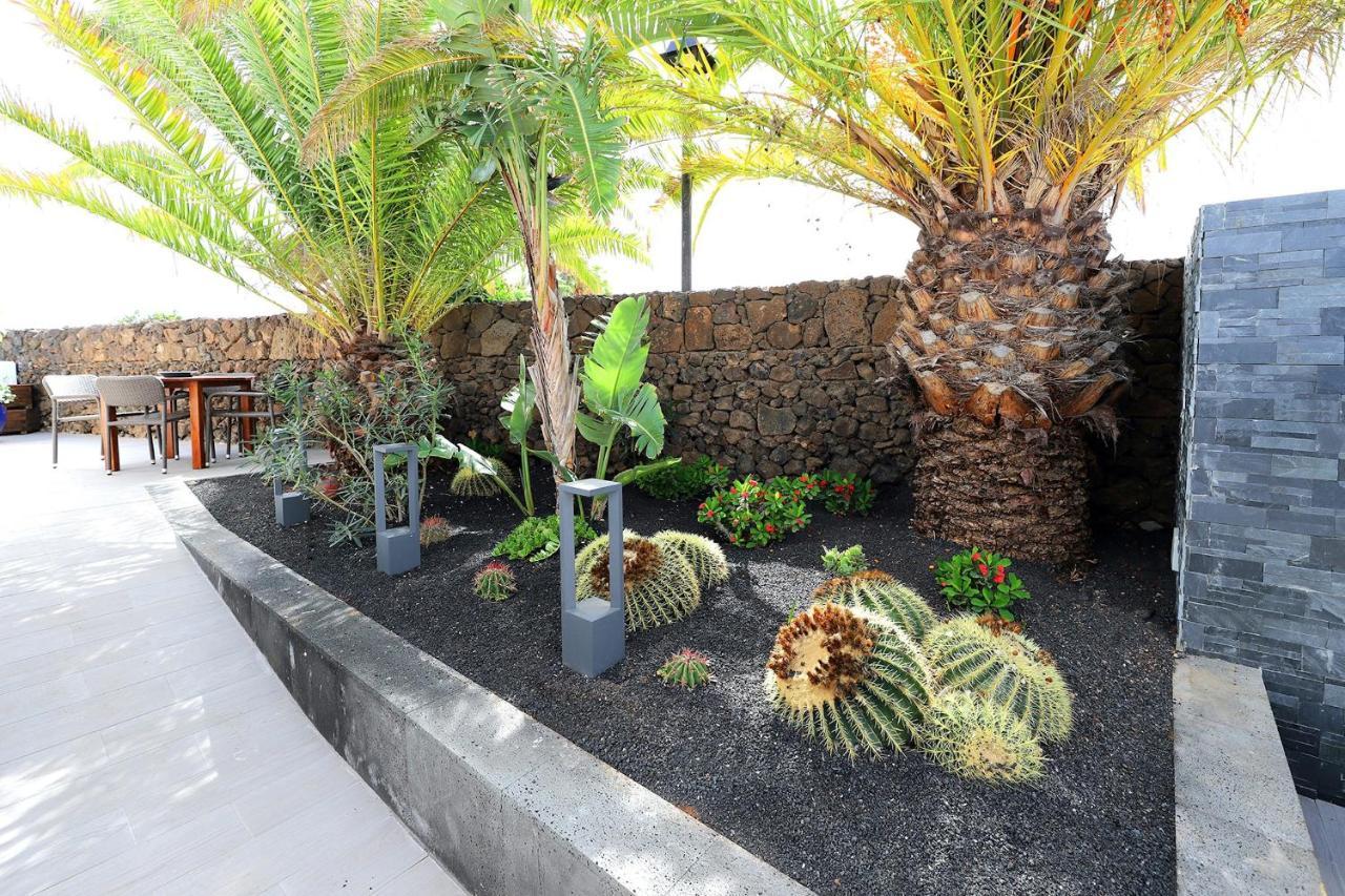 Graceful 5 Bedrooms Vega Del Carmen Distant Sea Views * Puerto del Carmen (Lanzarote)