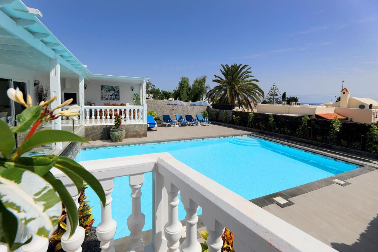 Villa Graceful 5 Bedrooms Vega Del Carmen Distant Sea Views Puerto del Carmen (Lanzarote)