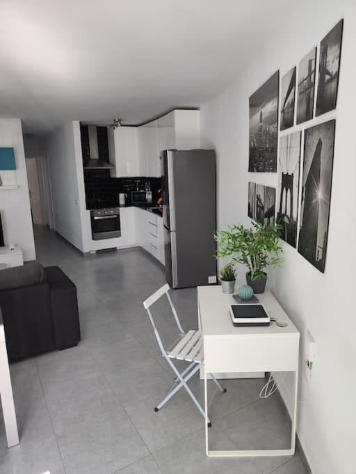 Precioso Apartamento Con Piscina Comunitaria Apartamento