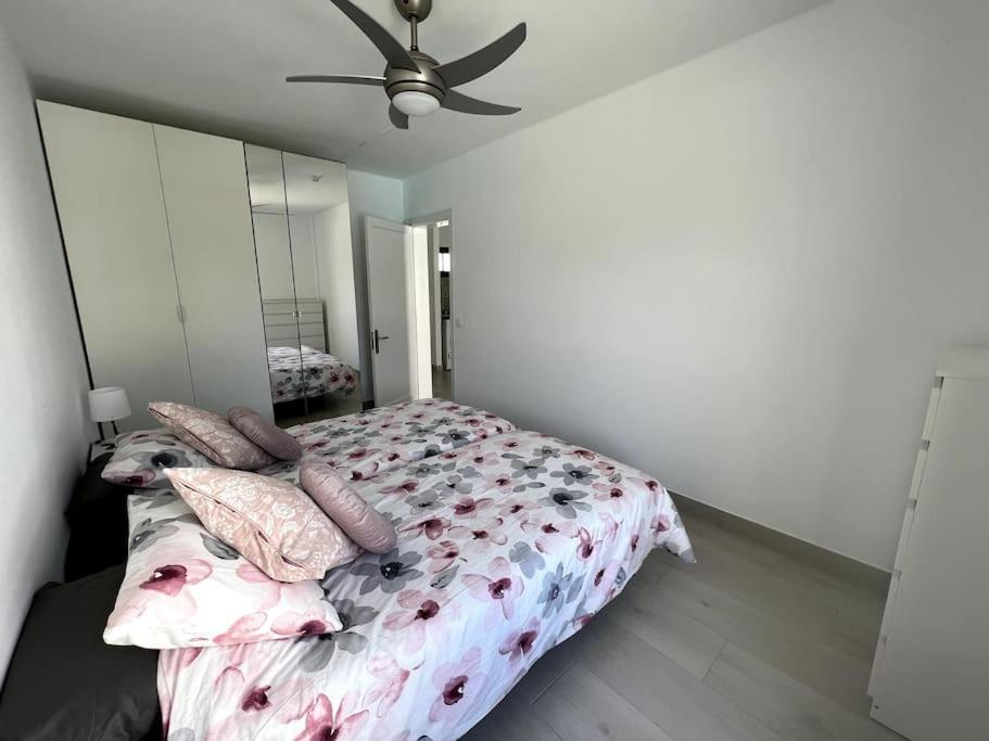 Casa Feliz - One Bedroom With Communal Pool Apartment Tias