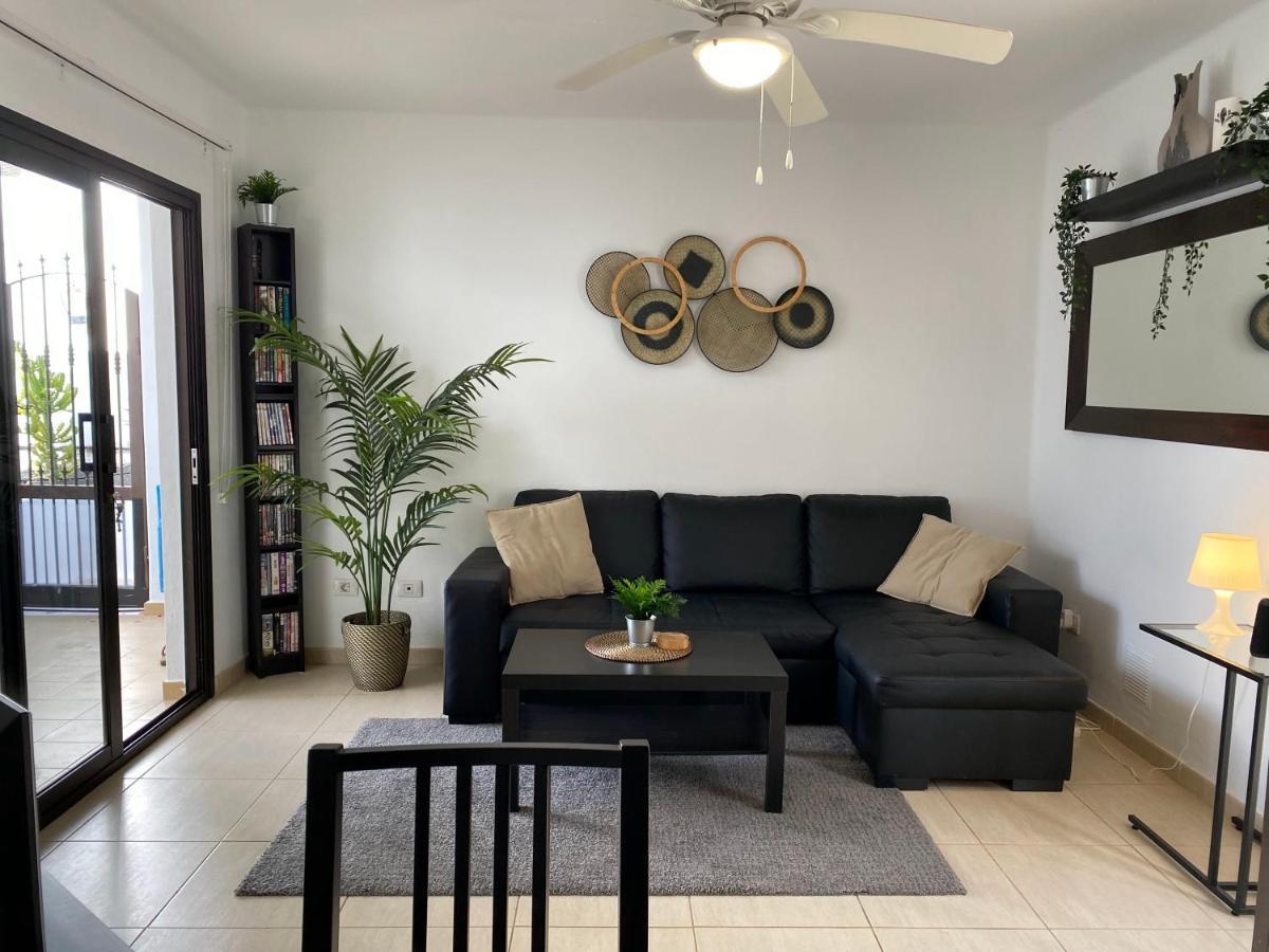 Beautiful With Private Sunny Terrace Apartamento *