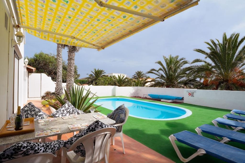 Casa Cobra Villa Nazaret