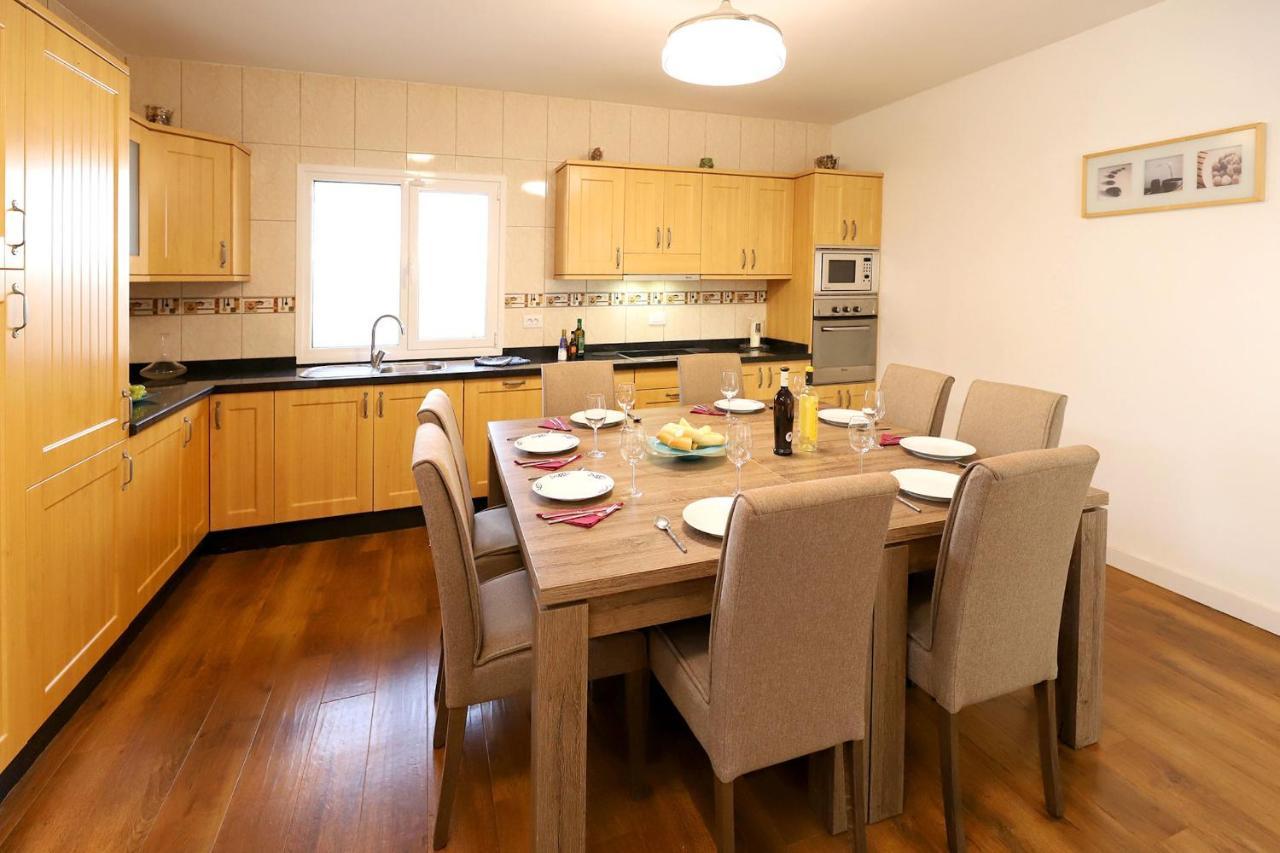 Graceful 5 Bedrooms Vega Del Carmen Distant Sea Views * Puerto del Carmen (Lanzarote)