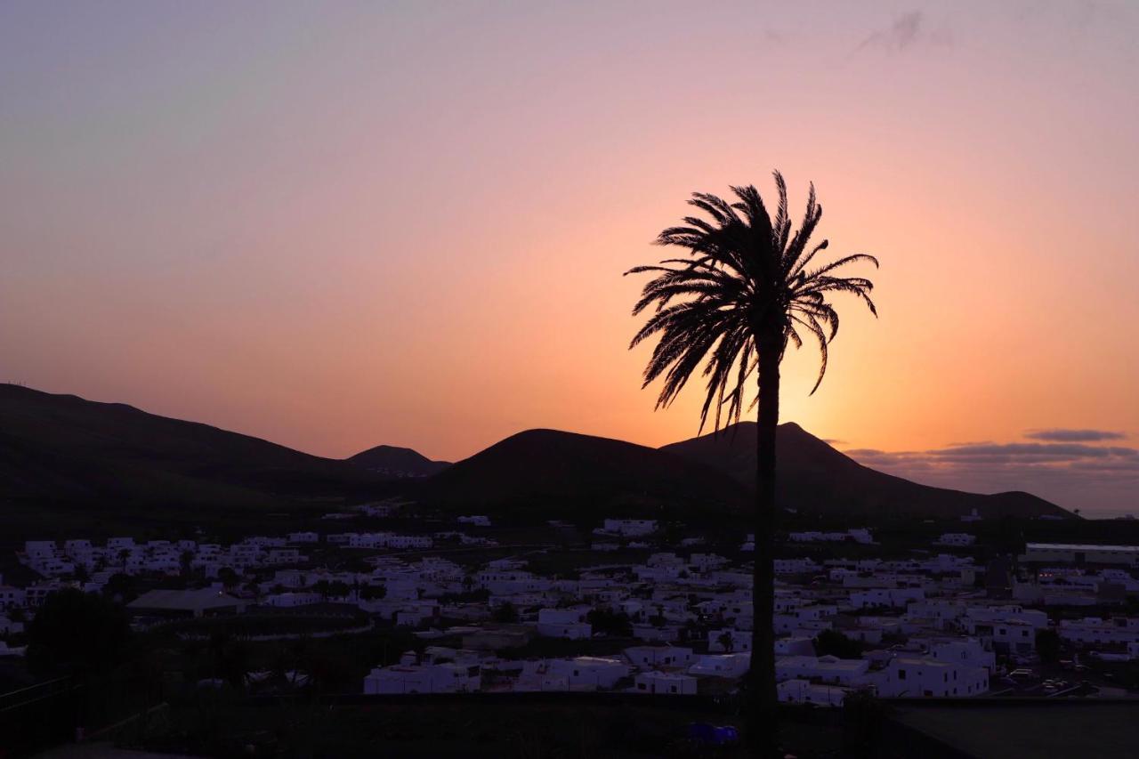 Sun, Relax & Lava, Free Wifi 600mb, Bbq Holiday home *