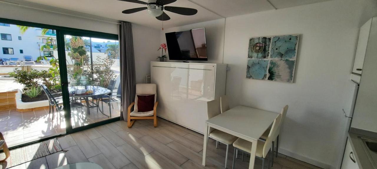 Lanzarote Apartment: Beachfront Oasis In * Costa Teguise