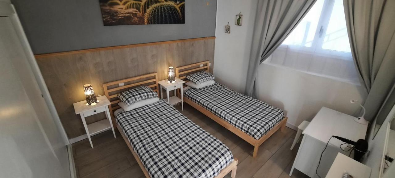 Lanzarote Apartment: Beachfront Oasis In Costa Teguise