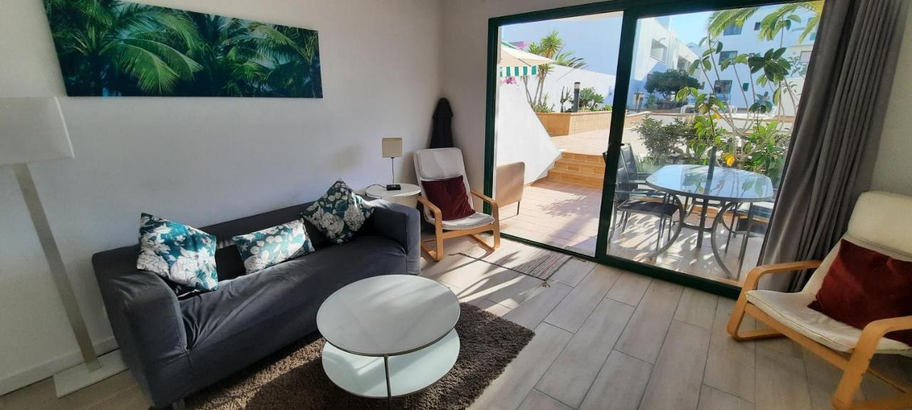 Lanzarote-beach-apartment, Cucharas Beach, -- 1 Minute Walk From Main Square, 35 Meters From Apartamento *