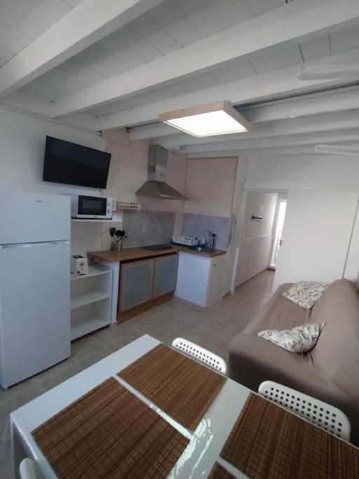 Apartment Famara, Apto. En Zona Tranquila A 200m Del Mar. *