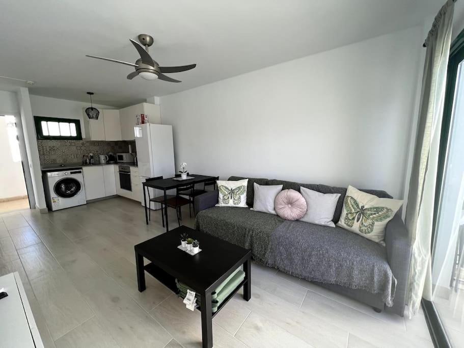 Casa Feliz - One Bedroom With Communal Pool * Tías