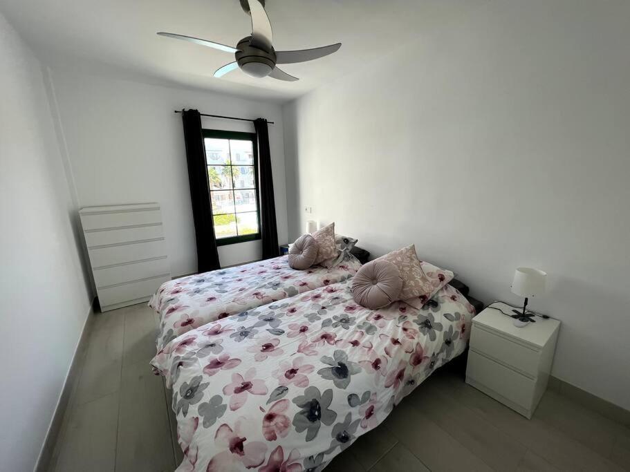 Casa Feliz - One Bedroom With Communal Pool Apartment Tias