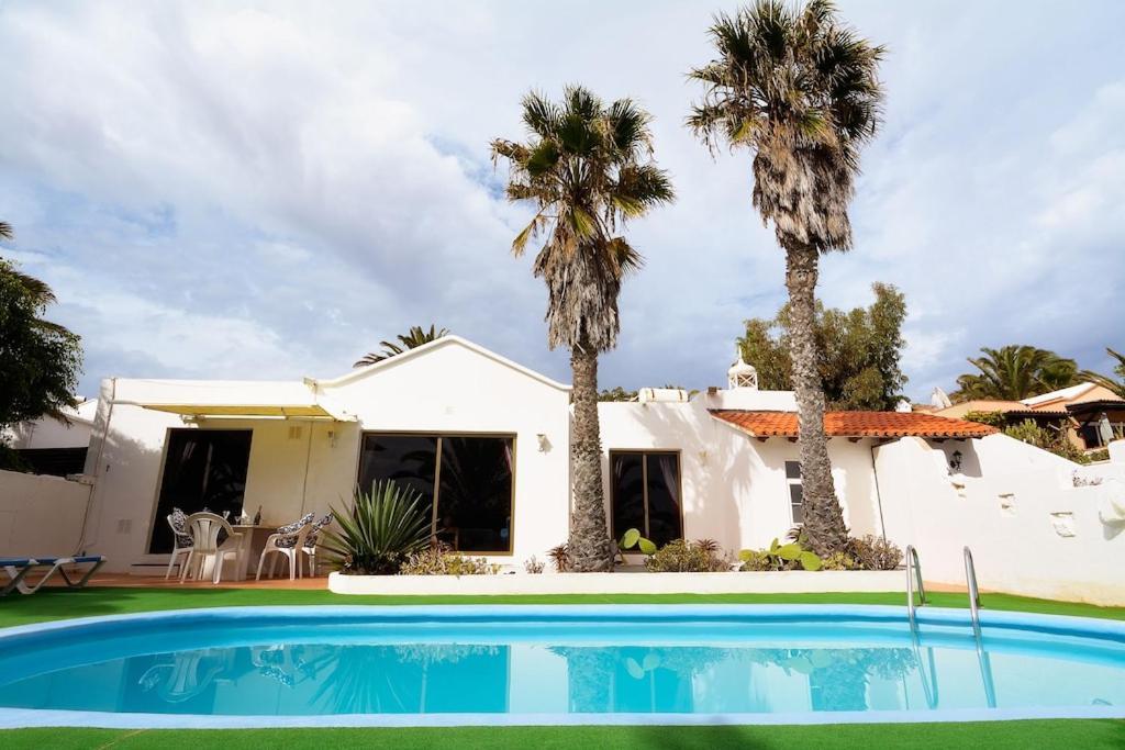 Casa Cobra *