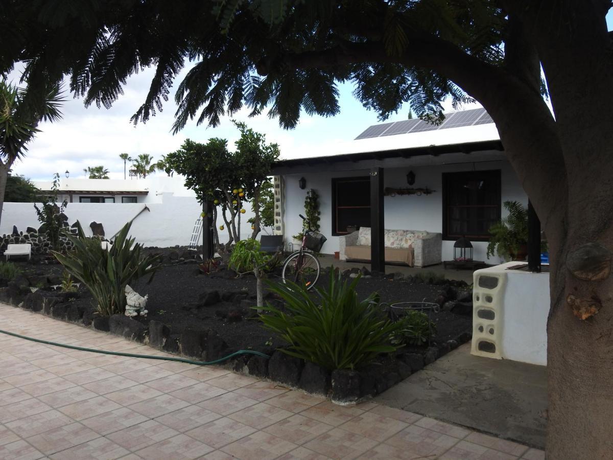 Dona Cris Puerto del Carmen (Lanzarote)