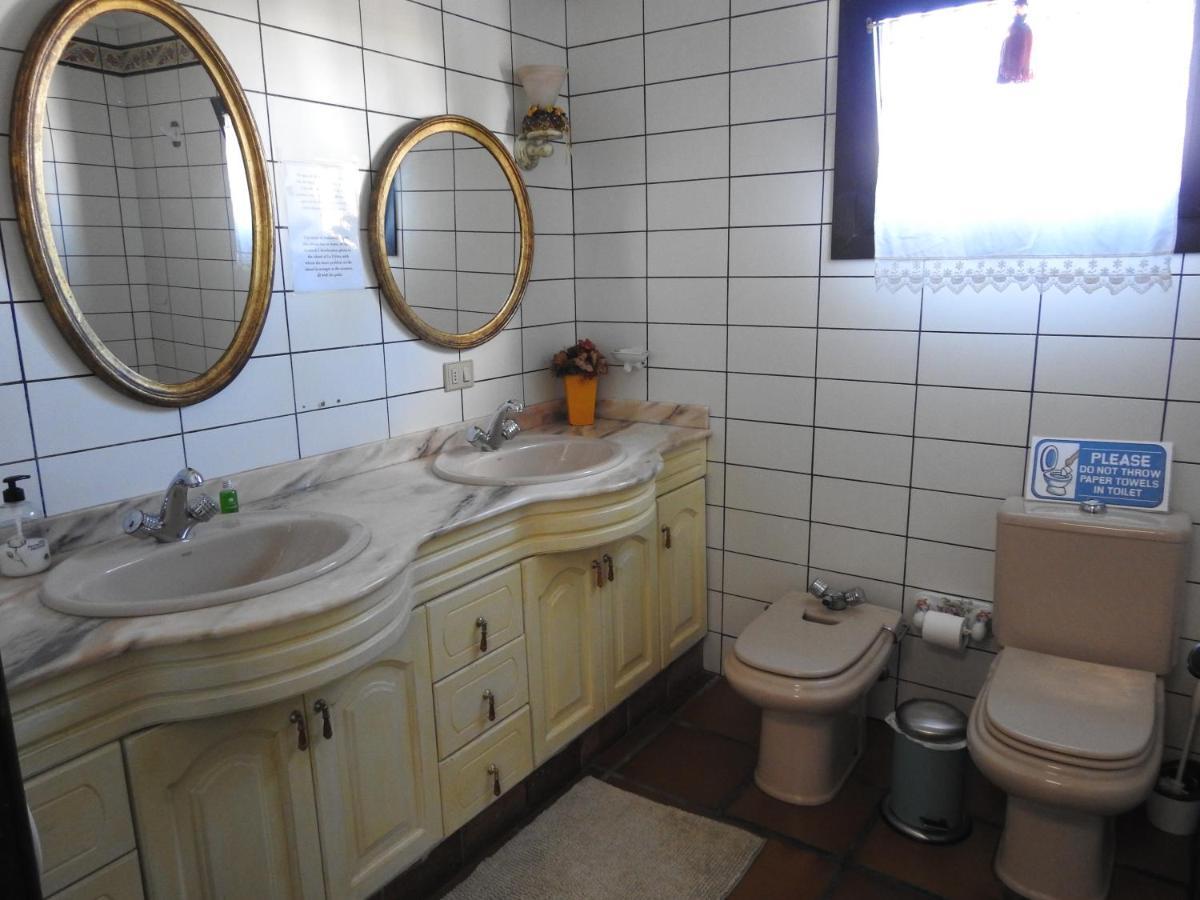 Guest house Dona Cris *